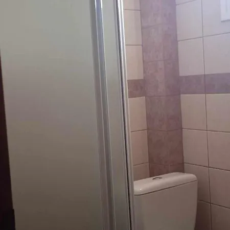 Aparthotel Eirini's Hause 3*