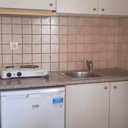 Aparthotel Eirini's Hause Nea Moudania