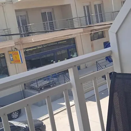 Eirini's Hause מלון דירות *