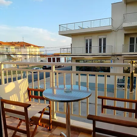 Eirini's Hause Aparthotel