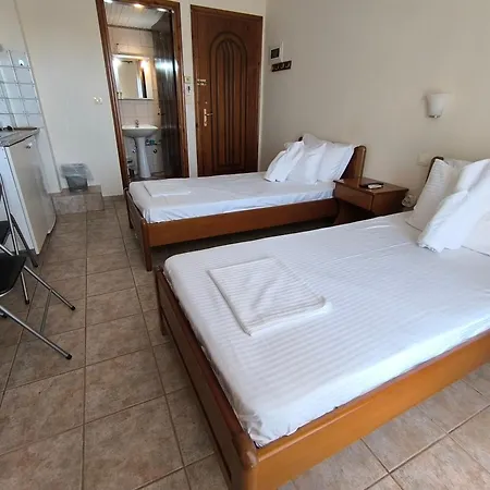 Aparthotel Eirini's Hause Nea Moudania