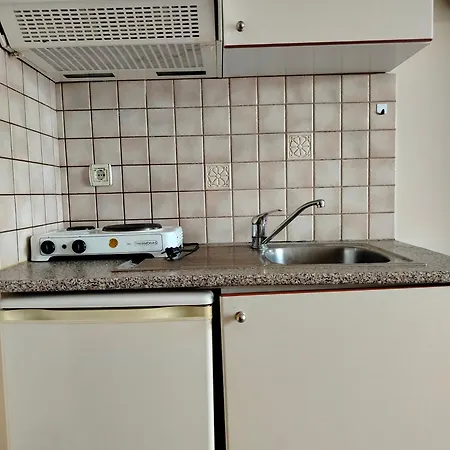 Апарт-отель Eirini's Hause 3*