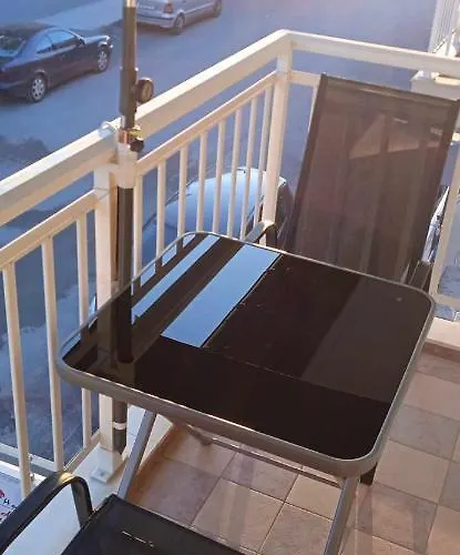 Aparthotel Eirini's Hause 3*