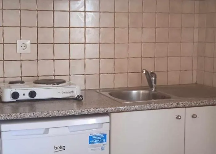 Aparthotel Eirini's Hause Nea Moudania