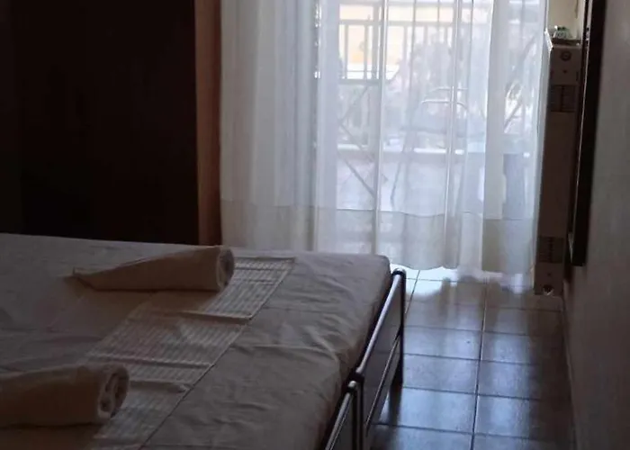 Eirini's Hause Aparthotel Nea Moudania