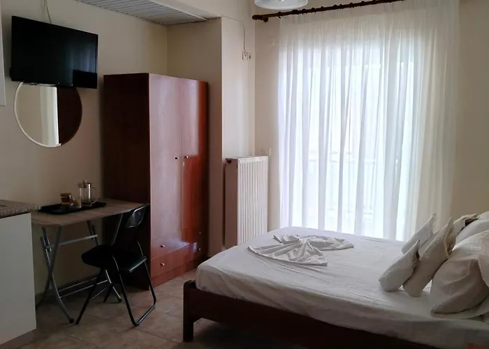 Eirini's Hause Aparthotel