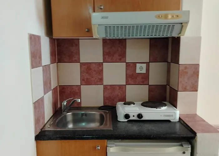 Eirini's Hause Aparthotel