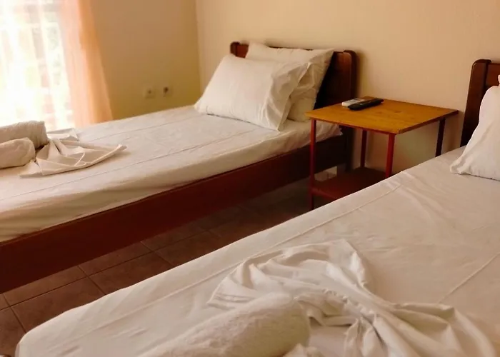 Aparthotel Eirini's Hause Nea Moudania