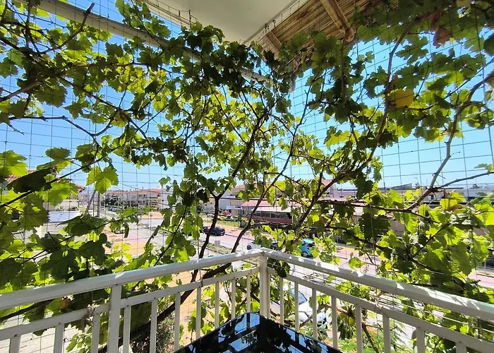 Eirini's Hause Aparthotel 3*